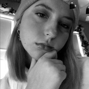 Meet your Posher, Maddie